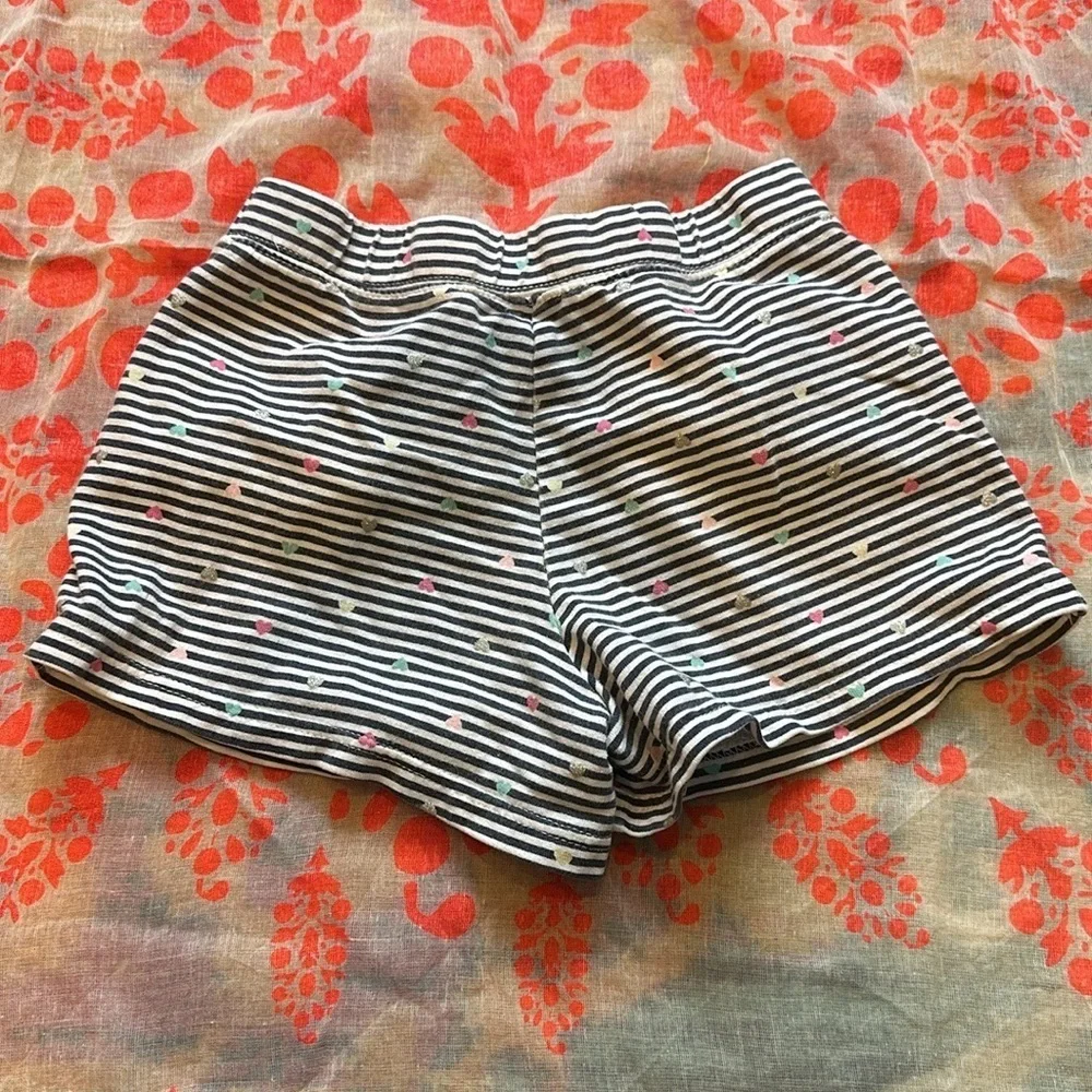 Carter’s kids Heart Shorts